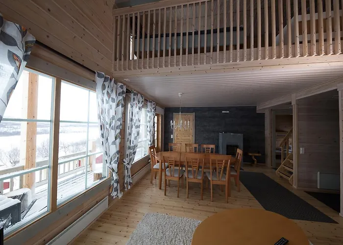 Chalet Arctic Aurora Borealis